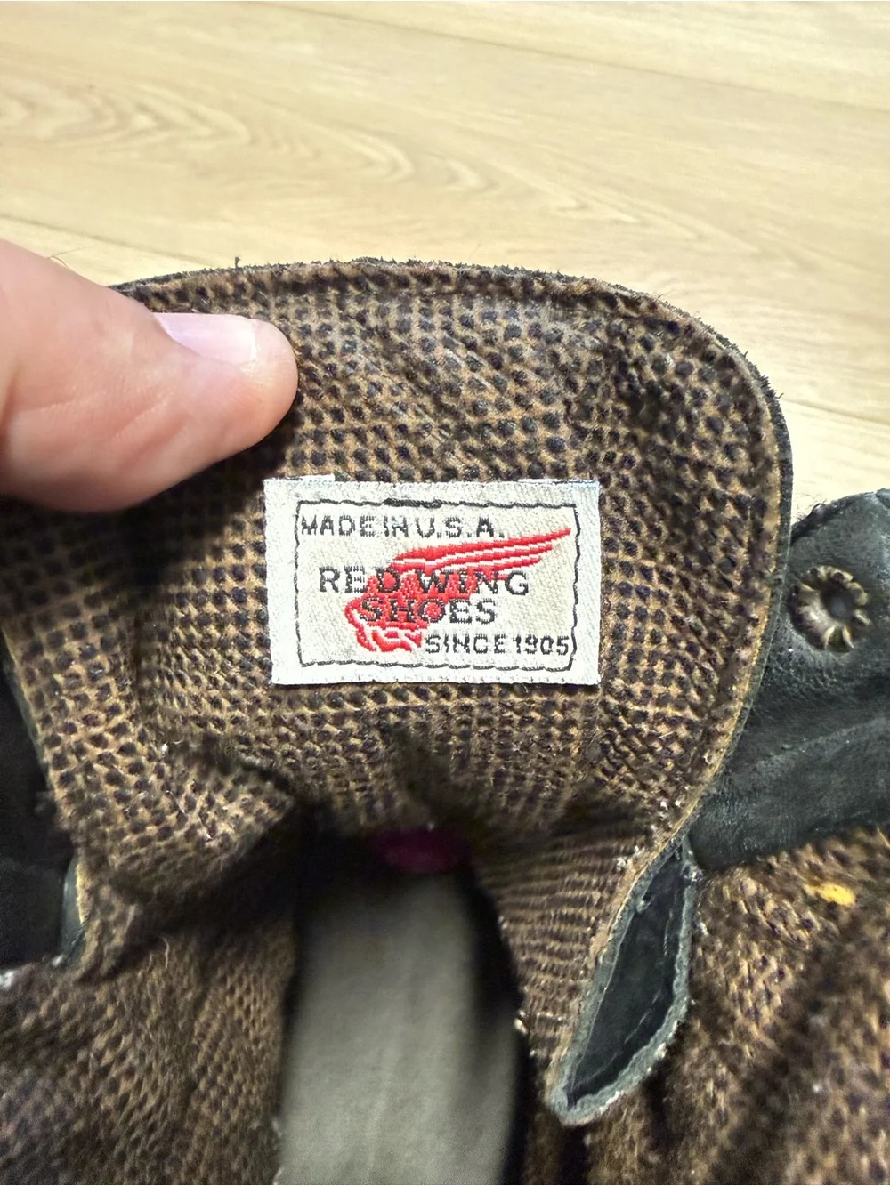 Red Wing vtg red